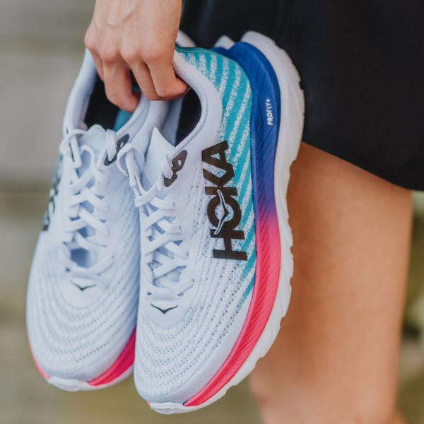 HOKA Mach 5